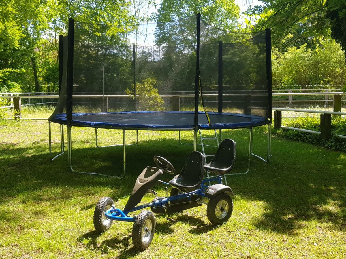 Grosse, Helle Ferienwohnung Mit 2 Balkonen Auf Dem Bauernhof In Der Lueneburger Heide Oetzen Екстериор снимка