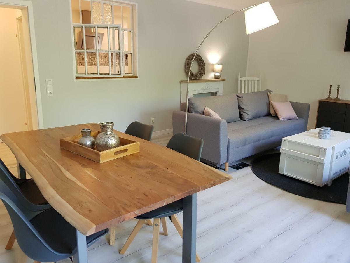 Grosse, Helle Ferienwohnung Mit 2 Balkonen Auf Dem Bauernhof In Der Lueneburger Heide Oetzen Екстериор снимка