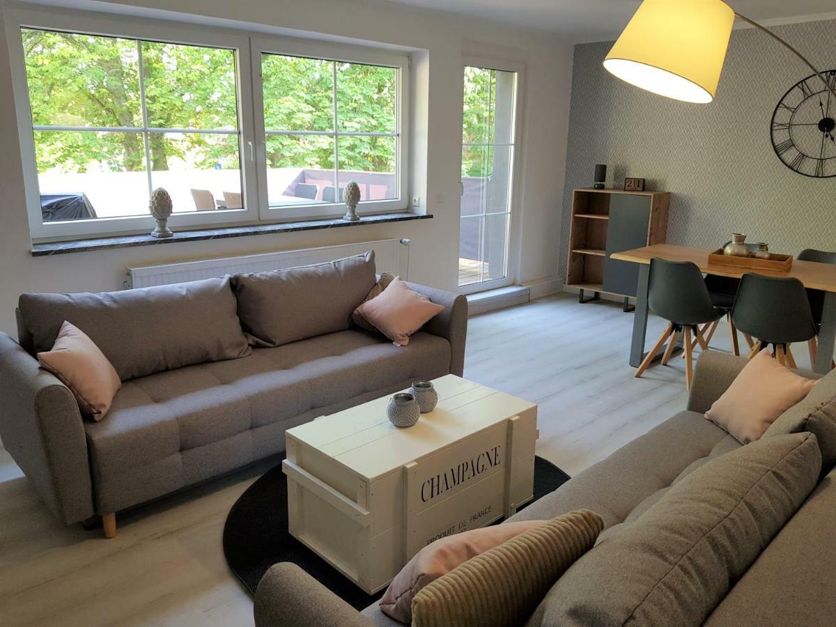 Grosse, Helle Ferienwohnung Mit 2 Balkonen Auf Dem Bauernhof In Der Lueneburger Heide Oetzen Екстериор снимка