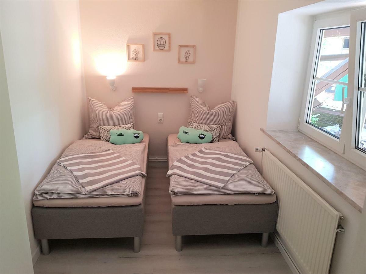 Grosse, Helle Ferienwohnung Mit 2 Balkonen Auf Dem Bauernhof In Der Lueneburger Heide Oetzen Екстериор снимка
