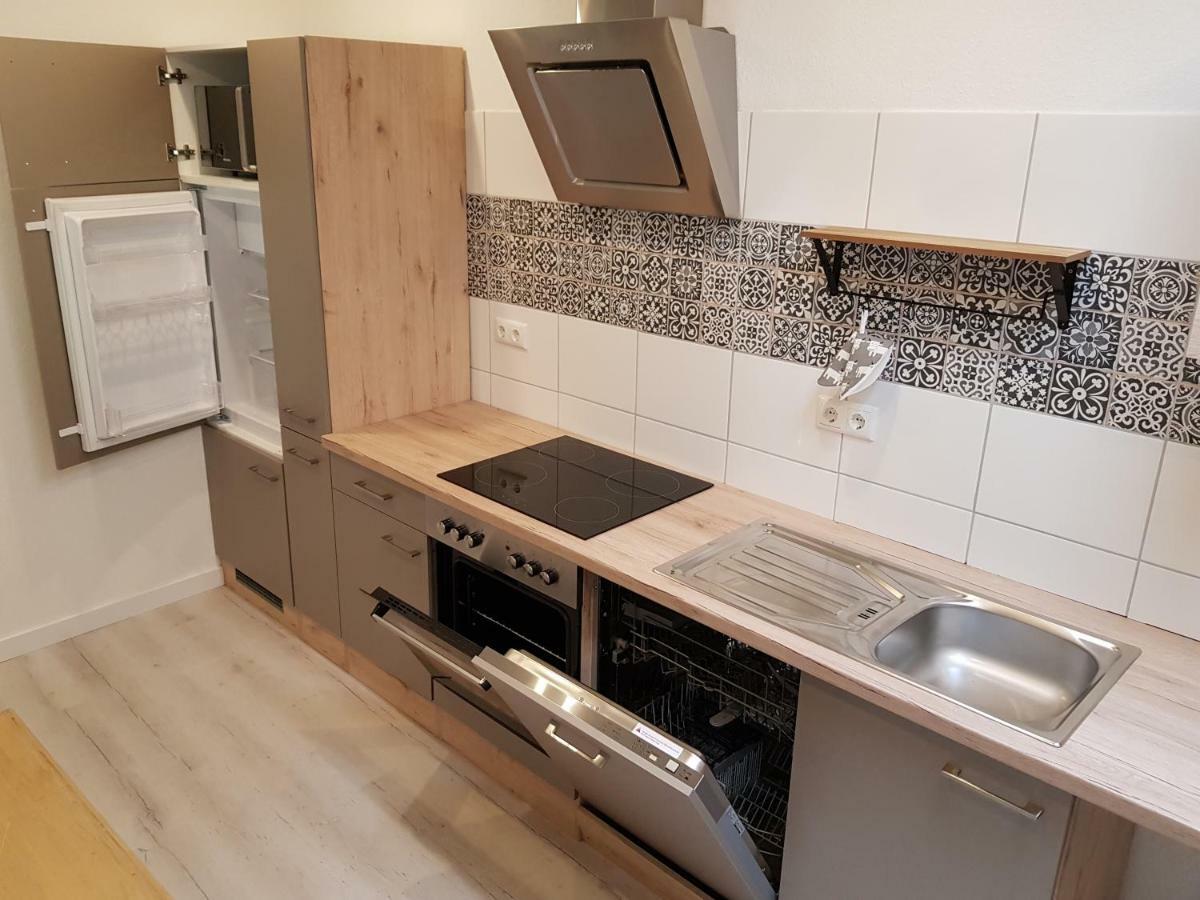Grosse, Helle Ferienwohnung Mit 2 Balkonen Auf Dem Bauernhof In Der Lueneburger Heide Oetzen Екстериор снимка
